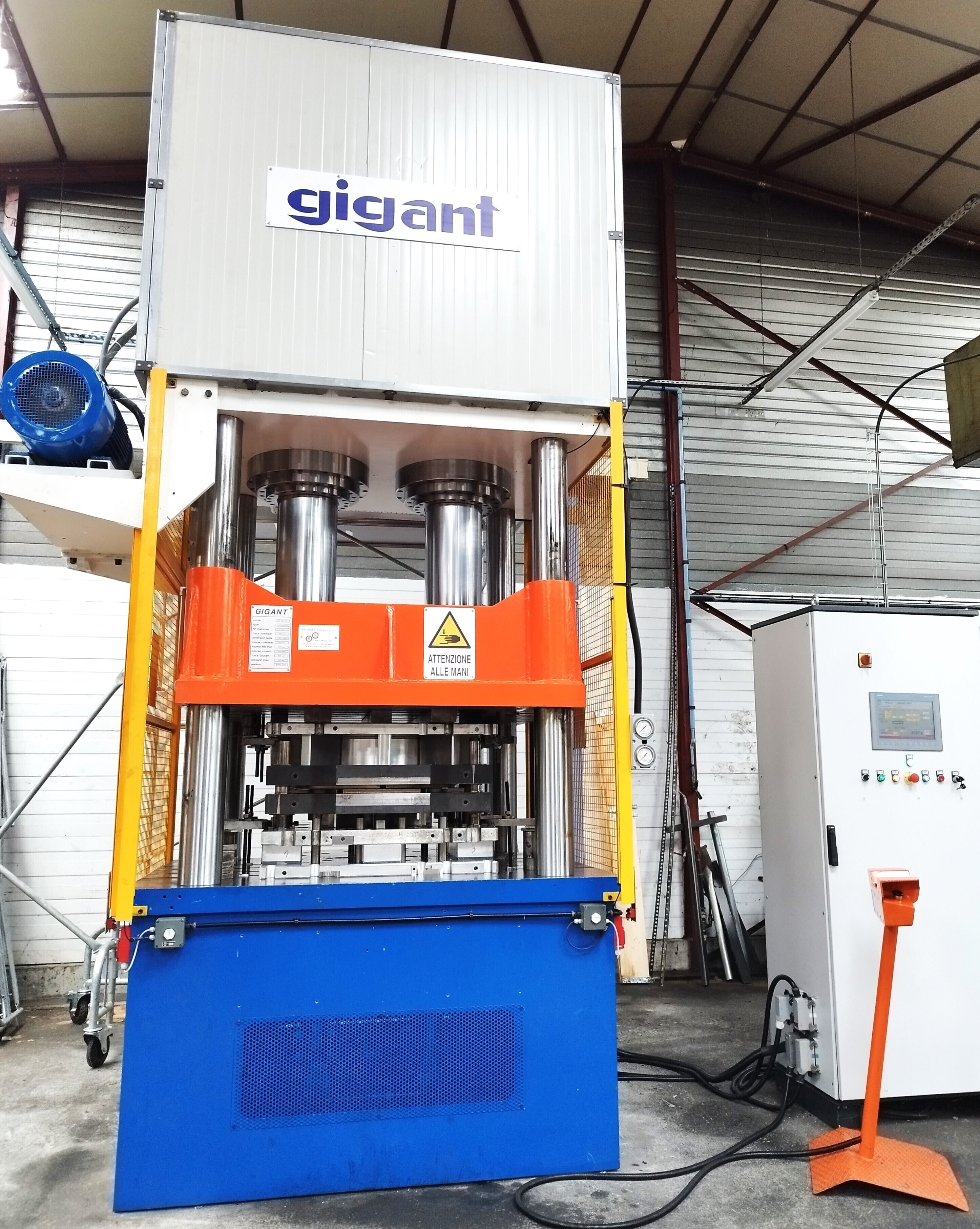 Gigant 300t